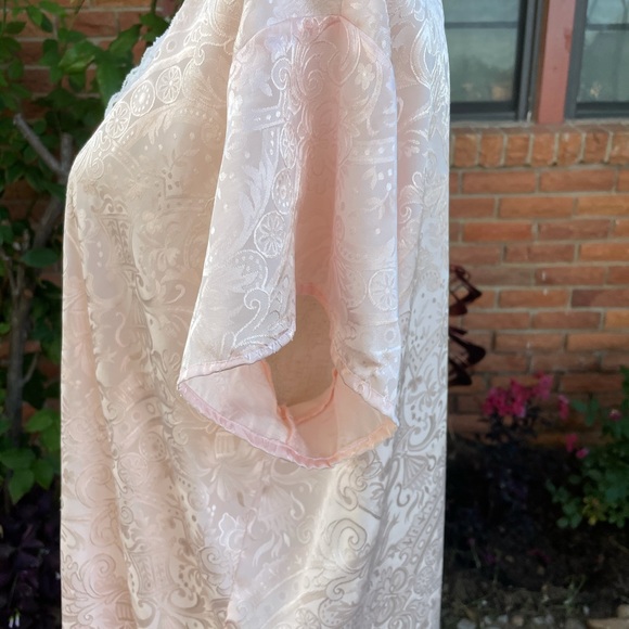 Bali Intimates & Sleepwear Vintage Bali Large Pink Nightgown Poshmark